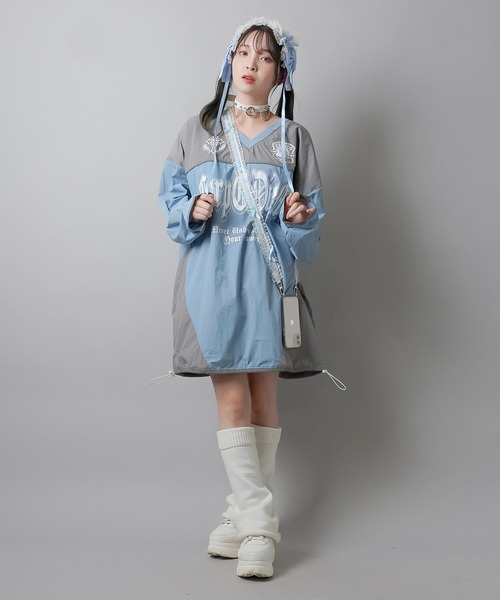 SPINNS（スピンズ）の「リボンレース ヘッドドレス（バレッタ/ヘアクリップ・レディース・ブラック/サックスブルー/ピンク/レッド・ONESIZE）」の13枚目の写真