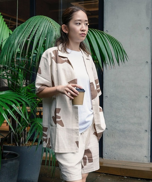 BANKS(バンクス)の「SS SHIRT/BANKS JOURNAL(バンクスジャーナル)総柄半袖Tシャツ(シャツ/ブラウス・メンズ・ベージュ・LARGE/MEDIUM/X-LARGE)」の6枚目の写真