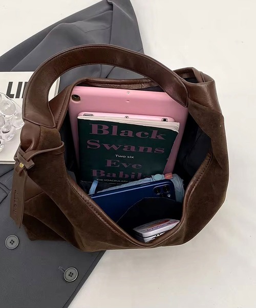 ammy.（エイミードット）の「【 ammy. / エイミードット 】 スエード ハーフ デザイン ショルダー バッグ（ショルダーバッグ・レディース・ブラウン/ダークブラウン/ブラック/ブラウン系・FREE）」の8枚目の写真