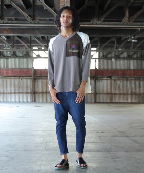 STOF（ストフ）の「Not Uniform Pulover（Tシャツ/カットソー・メンズ・ブラック/チャコール・S/M）」の3枚目の写真