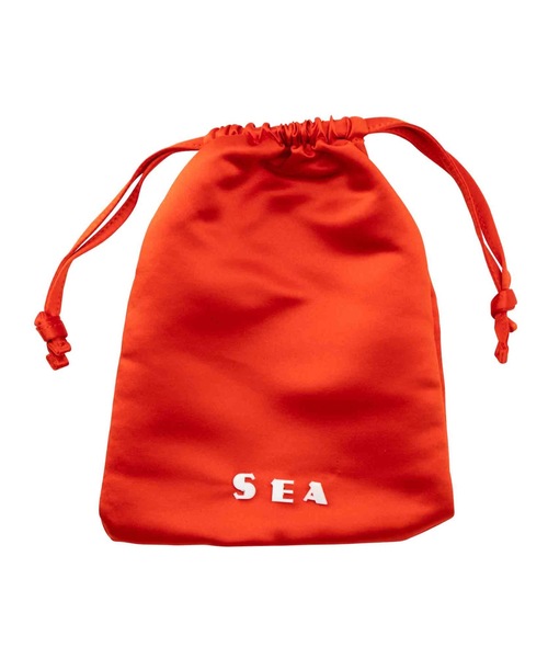 【新品・未開封】SEA Japan サテン巾着　ブラック　M SEA（シー）の「SEA サテン巾着M（ポーチ）」 - WEAR