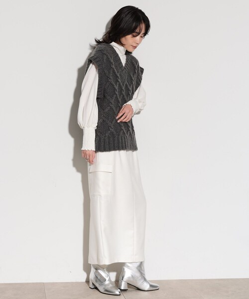 GALLEST（ギャレスト）の「◆ケーブルニットベスト（ベスト・レディース・チャコールグレー/アイボリー/ライトオレンジ系・38）」の19枚目の写真