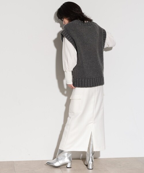 GALLEST（ギャレスト）の「◆ケーブルニットベスト（ベスト・レディース・チャコールグレー/アイボリー/ライトオレンジ系・38）」の20枚目の写真