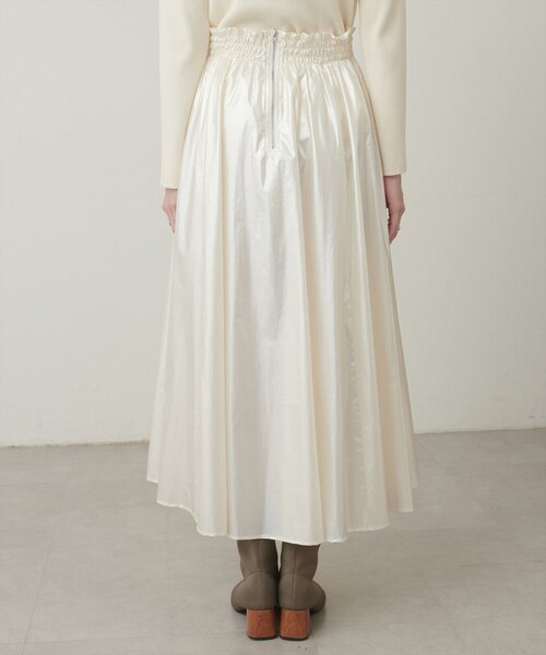 natural couture（ナチュラルクチュール）の「【大人ナチュ】ウエストシャーリングシャイニースカート（スカート・レディース・ベージュ/オフホワイト・MEDIUM/LARGE）」の19枚目の写真