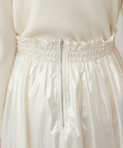 natural couture（ナチュラルクチュール）の「【大人ナチュ】ウエストシャーリングシャイニースカート（スカート・レディース・ベージュ/オフホワイト・MEDIUM/LARGE）」の17枚目の写真