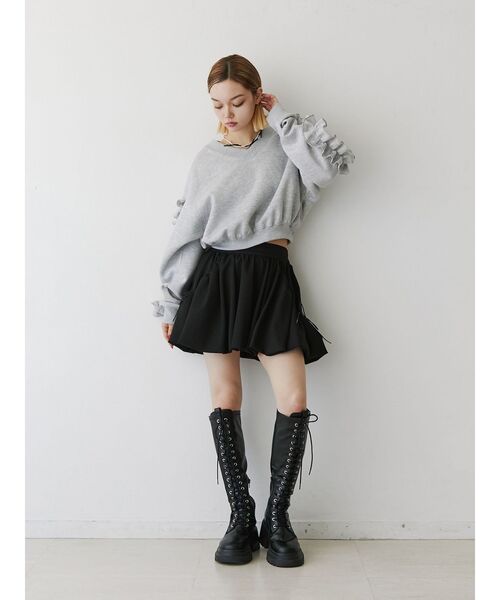 jouetie（ジュエティ）の「ラインストーンフリルプルオーバー/スウェットトレーナー（スウェット・レディース・グレー/オフホワイト/ブラック・MEDIUM）」の12枚目の写真