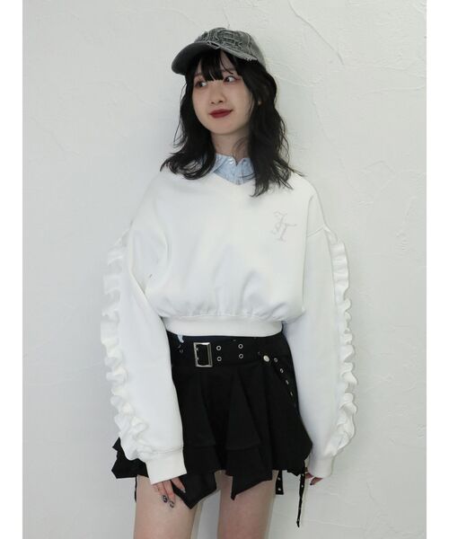 jouetie（ジュエティ）の「ラインストーンフリルプルオーバー/スウェットトレーナー（スウェット・レディース・グレー/オフホワイト/ブラック・MEDIUM）」の21枚目の写真