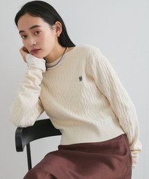 ワンポイント胸刺繍ケーブルニットプルオーバー