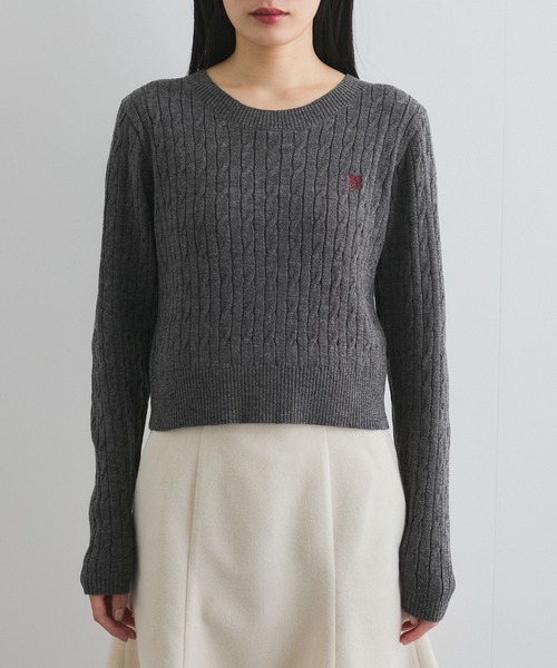 VIS（ビス）の「ワンポイント胸刺繍ケーブルニットプルオーバー（ニット/セーター・レディース・グレー/レッド/キナリ/サックスブルー・FREE）」の15枚目の写真