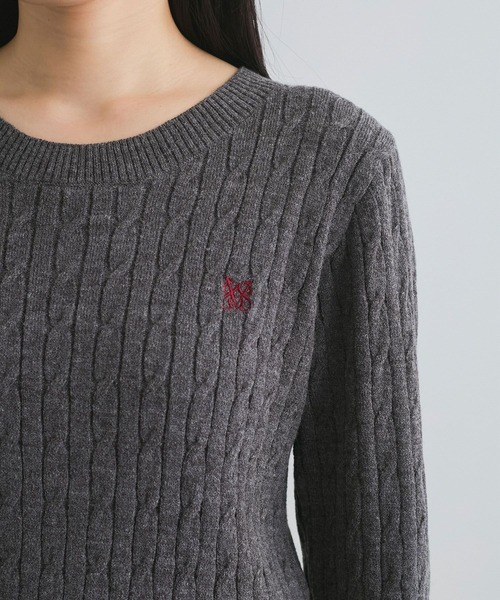 VIS（ビス）の「ワンポイント胸刺繍ケーブルニットプルオーバー（ニット/セーター・レディース・グレー/レッド/キナリ/サックスブルー・FREE）」の19枚目の写真