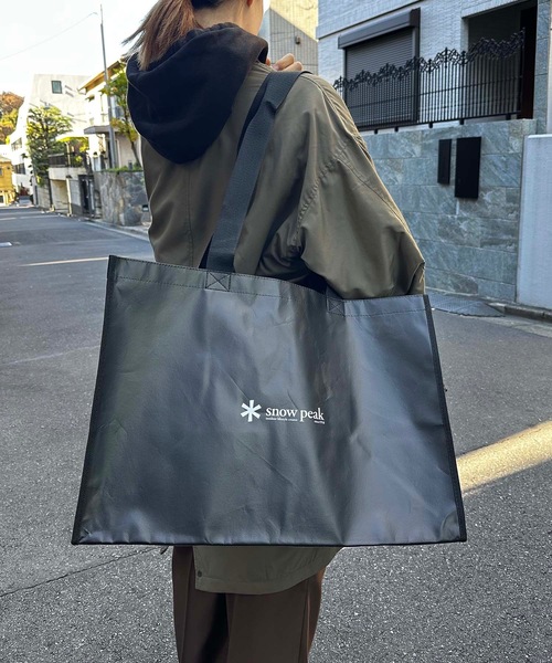 希少　限定品　スノーピーク peak ベアブリック トートバッグ 希少 限定品 スノーピーク snowpeak ベアブリック トートバッグ