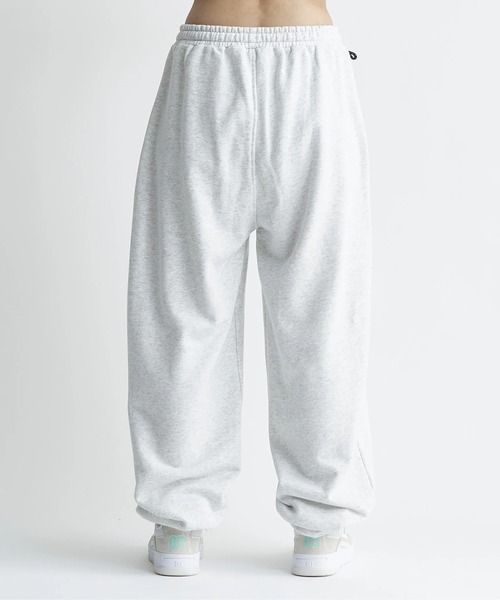 DC SHOES(ディーシーシューズ)の「24 WS FLEECE PANT/DCフリーススウェットパンツ(スウェットパンツ・レディース・グレー/ブラック/キナリ・SMALL)」の5枚目の写真