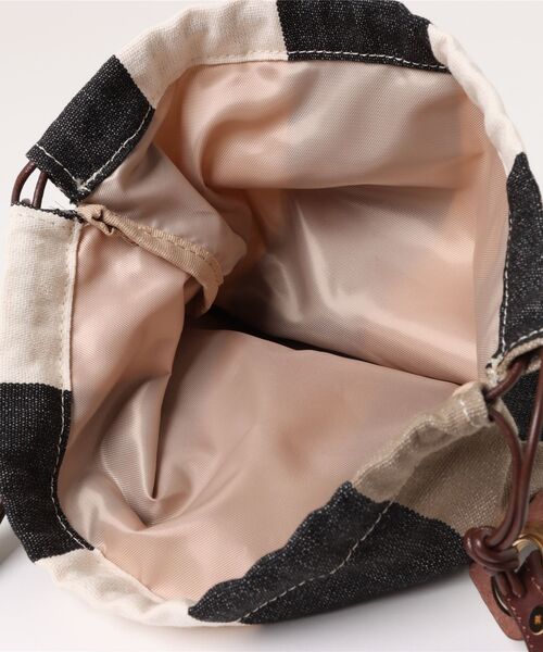 LES TOILES DU SOLEIL(レトワールデュソレイユ)の「boule bag(ブール バッグ)(ショルダーバッグ・レディース・ブラック系その他/マルチ/ブラック系その他2・フリー)」の6枚目の写真