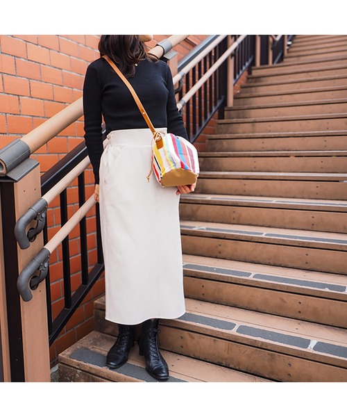 LES TOILES DU SOLEIL(レトワールデュソレイユ)の「boule bag(ブール バッグ)(ショルダーバッグ・レディース・ブラック系その他/マルチ/ブラック系その他2・フリー)」の13枚目の写真