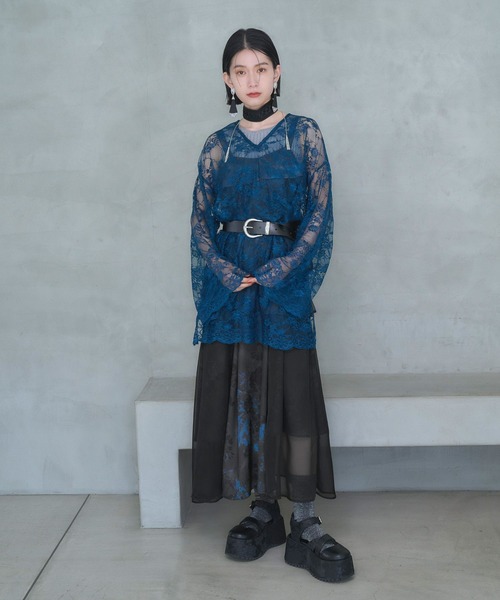 HARE（ハレ）の「2WAYレースVネックトップス(HARE)（Tシャツ/カットソー・レディース・ブルー/ブラック/ホワイト・FREE）」の8枚目の写真