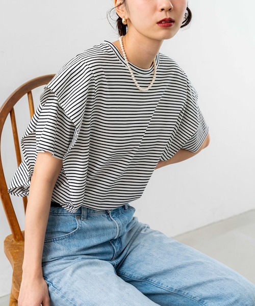 SABUROKU(サブロク)の「【SABUROKU】 レディライク な カジュアル スタイル が 叶う サイドフリル Tシャツ(Tシャツ/カットソー・レディース・ブラック/オフホワイト/ネイビー/ホワイト系その他・M/L)」の13枚目の写真