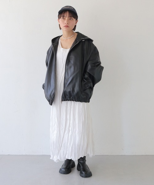 HER CLOSET（ハークローゼット）の「【shemoshelly】クリンクルロングワンピース（ワンピース・レディース・ブラック/ホワイト/グリーン/レッド/カーキ・M）」の20枚目の写真