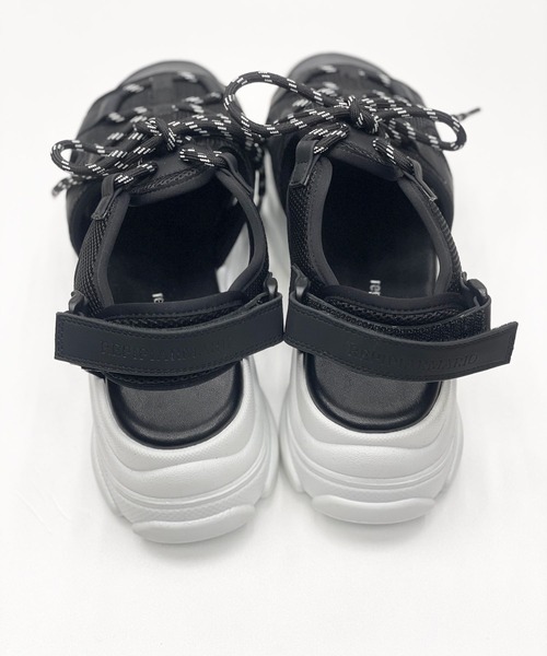 repipi armario(レピピ アルマリオ)の「NEOスピンドルサンダル(サンダル・キッズ・ブラック×ホワイト/ブラック/ホワイト・LARGE/MEDIUM/SMALL)」の22枚目の写真