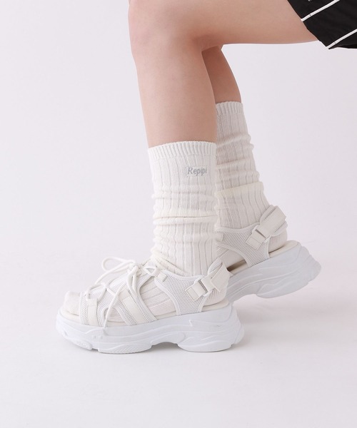 repipi armario(レピピ アルマリオ)の「NEOスピンドルサンダル(サンダル・キッズ・ブラック×ホワイト/ブラック/ホワイト・LARGE/MEDIUM/SMALL)」の4枚目の写真