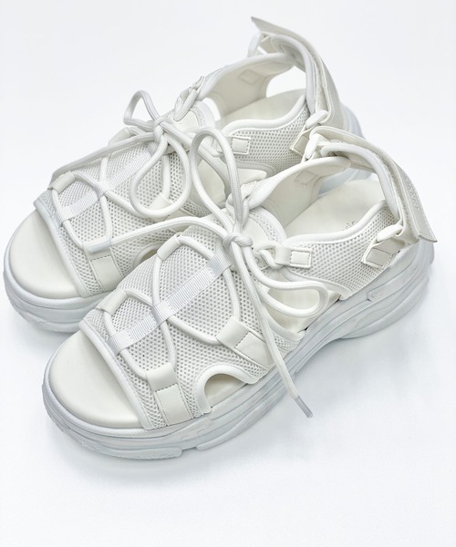 repipi armario(レピピ アルマリオ)の「NEOスピンドルサンダル(サンダル・キッズ・ブラック×ホワイト/ブラック/ホワイト・LARGE/MEDIUM/SMALL)」の12枚目の写真