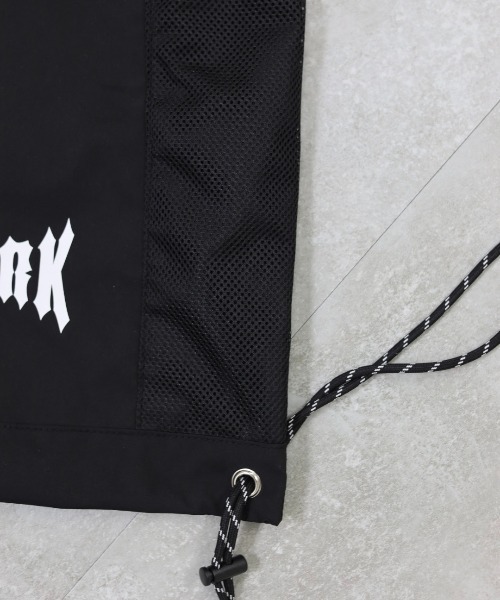 ATMARK（アットマーク）の「《フリーサイズ　/　UNISEX　》ATMARKロゴ　メッシュナップサック（バックパック/リュック・レディース・ピンク/ブラック/グレー・FREE）」の13枚目の写真