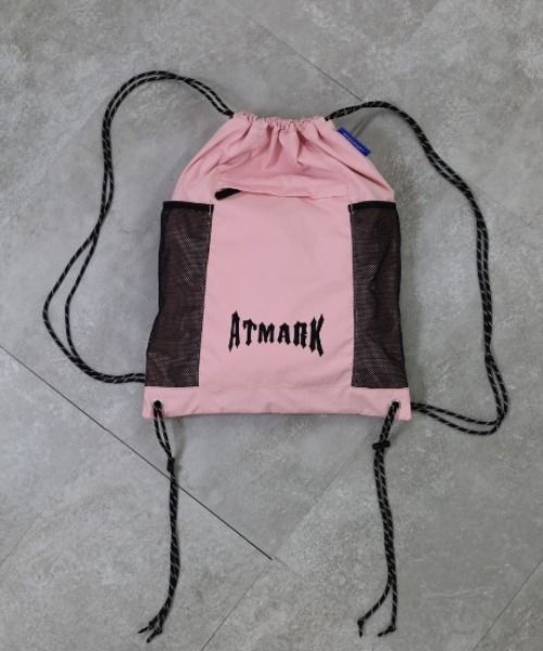 ATMARK（アットマーク）の「《フリーサイズ　/　UNISEX　》ATMARKロゴ　メッシュナップサック（バックパック/リュック・レディース・ピンク/ブラック/グレー・FREE）」の11枚目の写真