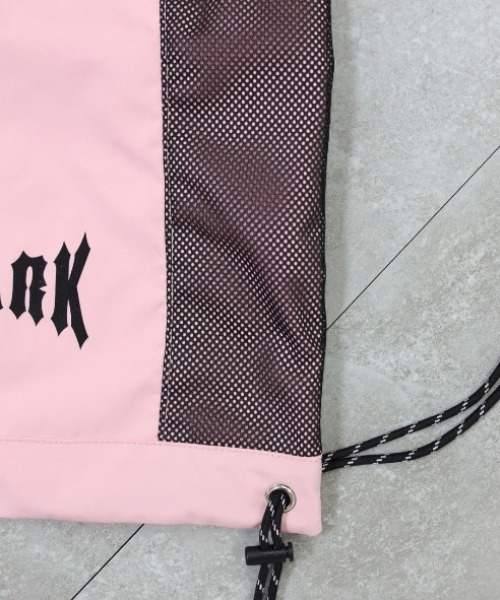ATMARK（アットマーク）の「《フリーサイズ　/　UNISEX　》ATMARKロゴ　メッシュナップサック（バックパック/リュック・レディース・ピンク/ブラック/グレー・FREE）」の9枚目の写真