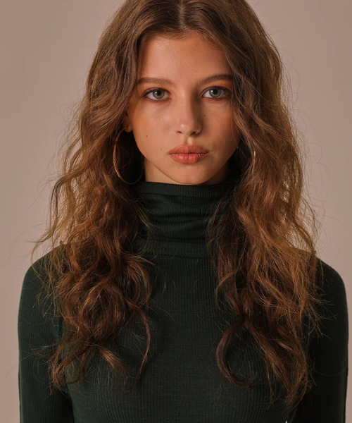 RITA(リタ)の「RITA / リタ TURTLE NECK WOOL RIB KNIT TOPS タートルネック リブニット ウール(ニット/セーター・レディース・オリーブ・FREE)」の8枚目の写真