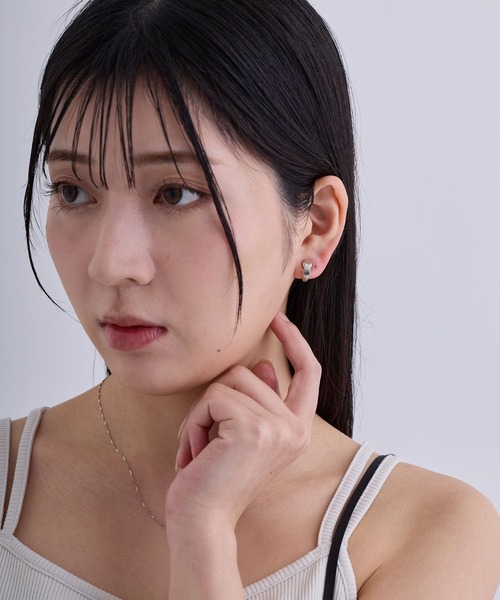CALIN STANDARD(カリンスタンダード)の「◆金属アレルギー対応◆◆made in japan◆【痛くない】【落ちにくい】【片手で簡単】スターダスト マグネットイヤリング(イヤリング・レディース・ゴールド/シルバー・FREE)」の6枚目の写真