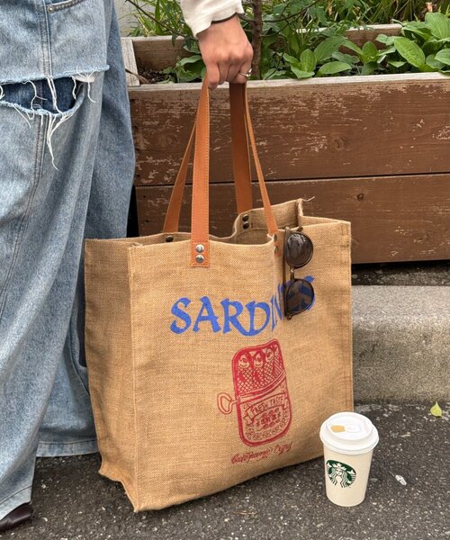 CIAOPANIC TYPY（チャオパニックティピー）の「【GOOD HOLIDAY】アソート柄ジュートBAG（トートバッグ・レディース・ブルー/レッド/オレンジ・ONE SIZE）」の2枚目の写真