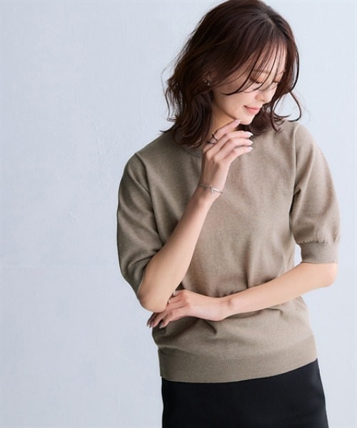 nissen(ニッセン)の「さらっとかるい綿混クルーネック半袖ニットトップス【接触冷感・毛玉になりにくい】<大きいサイズ有>(ニット/セーター・レディース・ブラック/ホワイト×ブラック/杢グレー/イエロー/サックスブルー/モカ・S/M/L/LL/3L)」の5枚目の写真