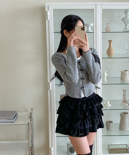 VIVID LADY(ビビッドレディー)の「レイヤード風 リボン付きニット 長袖(Tシャツ/カットソー・レディース・グレー/ブラック/ホワイト・FREE)」の9枚目の写真