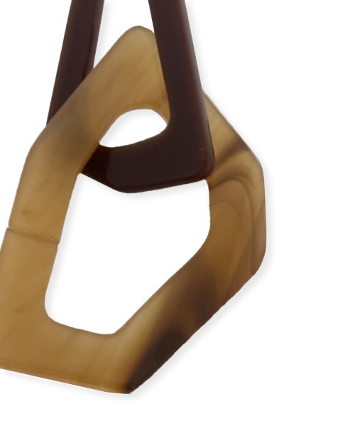 marjour（マージュール）の「[STAINLESS POST]MARBLE PIERCE（ピアス（両耳用）・レディース・ブラウン/ネイビー・FREE）」の8枚目の写真