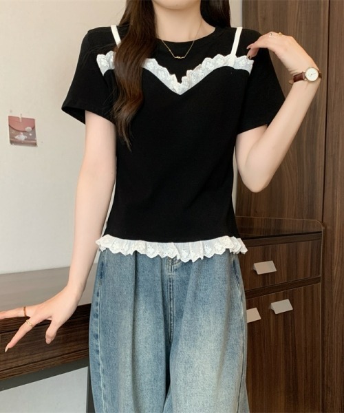 gossip!ロサンゼルス(ゴシップロサンゼルス)の「レースフリルキャミソールレイヤード風Tシャツ フェイクレイヤードトップス 日常&シンプル(Tシャツ/カットソー・レディース・ブラック/グレー/ネイビー・FREE)」の1枚目の写真