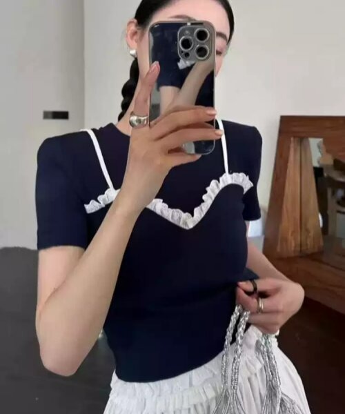 gossip!ロサンゼルス(ゴシップロサンゼルス)の「レースフリルキャミソールレイヤード風Tシャツ フェイクレイヤードトップス 日常&シンプル(Tシャツ/カットソー・レディース・ブラック/グレー/ネイビー・FREE)」の21枚目の写真