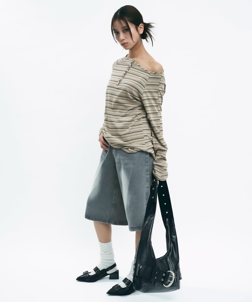 Clum(クルム)の「Vintage like wide denim shorts / ヴィンテージライクワイドデニムハーフパンツ(デニムパンツ・レディース・ブラック/ライトブルー/グレー/ブルー/ダークブルー・MEDIUM/SMALL)」の13枚目の写真