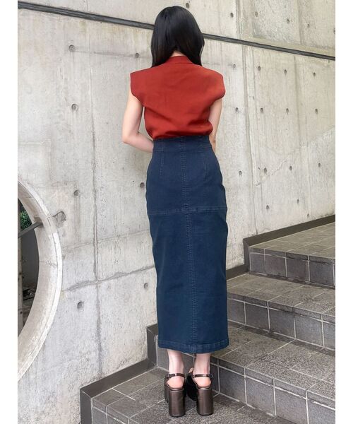 MURUA(ムルーア)の「マルチウェイZIPデニムスカート(デニムスカート・レディース・ブラック/ブルー/インディゴブルー・1/2)」の6枚目の写真