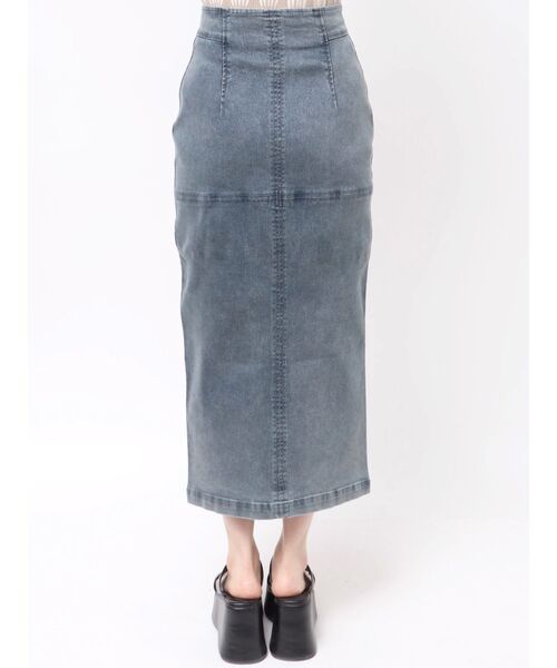 MURUA(ムルーア)の「マルチウェイZIPデニムスカート(デニムスカート・レディース・ブラック/ブルー/インディゴブルー・1/2)」の10枚目の写真