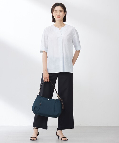 J.PRESS Ladies(J.プレス レディス)の「【洗える】BEZ 空羽ストライプ クルーネック ブラウス(シャツ/ブラウス・レディース・ネイビー系1/ピーコックグリーン系1/ホワイト系1/ピンク系1・XS)」の10枚目の写真