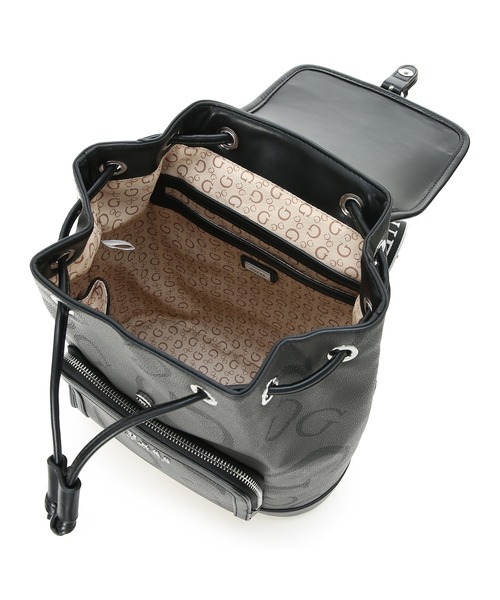 Guess（ゲス）の「SELAH Flap Backpack バックパック リュックサック（バックパック/リュック・レディース・ベージュ/ダークグレー・ONE SIZE）」の11枚目の写真