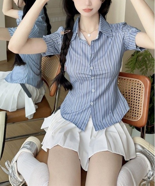 AsheKsha(アシクシャ)の「【新作】ストライプ ウエストシェイプシャツ(シャツ/ブラウス・レディース・ブルー・S/M/XS/L)」の8枚目の写真