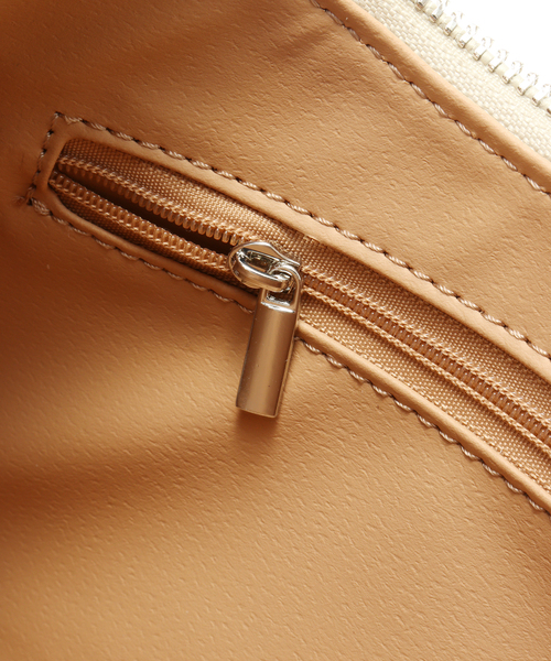 JOURNAL STANDARD relume(ジャーナルスタンダード レリューム)の「RELUME バゲットバッグ(ショルダーバッグ・レディース・ベージュ/ブラック・FREE)」の12枚目の写真