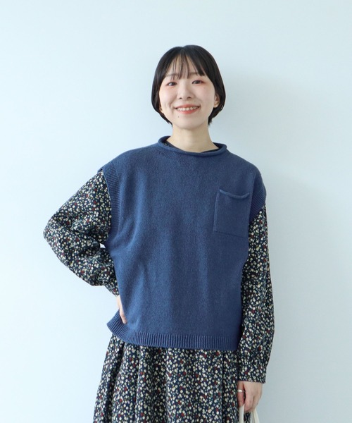 PAR ICI(パーリッシィ)の「シルクコットン ホールガーメントポケットベスト(ベスト・レディース・レッド/ネイビー/グレー・FREE)」の1枚目の写真