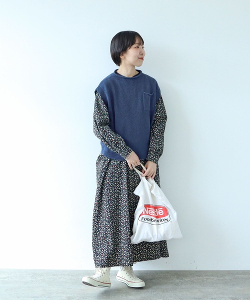 PAR ICI(パーリッシィ)の「シルクコットン ホールガーメントポケットベスト(ベスト・レディース・レッド/ネイビー/グレー・FREE)」の11枚目の写真