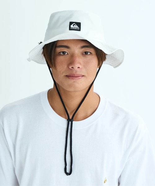 Quiksilver(クイックシルバー)の「SURFTRIP BUSHMASTER /クイックシルバーロゴ撥水加工サファリハット(ハット・メンズ・グリーン/ブラック/ホワイト・FREE)」の1枚目の写真