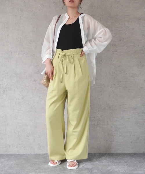 SELECT LEVERY(セレクトリベリー)の「リボン付きハイウエストタックワイドパンツ(その他パンツ・レディース・アイボリー/ライトイエロー/モカ/ブラック・X-LARGE/LARGE/MEDIUM/SMALL)」の4枚目の写真