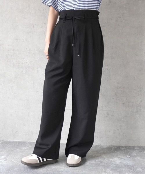 SELECT LEVERY(セレクトリベリー)の「リボン付きハイウエストタックワイドパンツ(その他パンツ・レディース・アイボリー/ライトイエロー/モカ/ブラック・X-LARGE/LARGE/MEDIUM/SMALL)」の2枚目の写真
