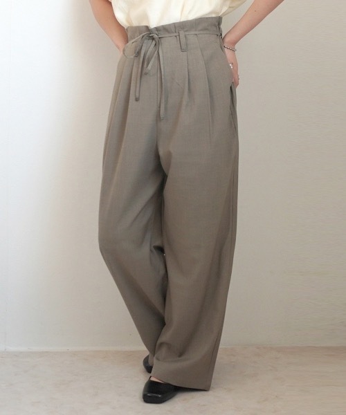 SELECT LEVERY(セレクトリベリー)の「リボン付きハイウエストタックワイドパンツ(その他パンツ・レディース・アイボリー/ライトイエロー/モカ/ブラック・X-LARGE/LARGE/MEDIUM/SMALL)」の14枚目の写真
