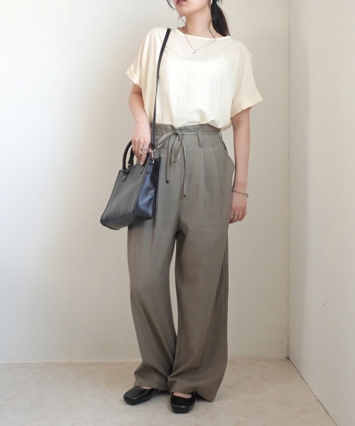 SELECT LEVERY(セレクトリベリー)の「リボン付きハイウエストタックワイドパンツ(その他パンツ・レディース・アイボリー/ライトイエロー/モカ/ブラック・X-LARGE/LARGE/MEDIUM/SMALL)」の15枚目の写真