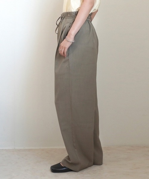 SELECT LEVERY(セレクトリベリー)の「リボン付きハイウエストタックワイドパンツ(その他パンツ・レディース・アイボリー/ライトイエロー/モカ/ブラック・X-LARGE/LARGE/MEDIUM/SMALL)」の16枚目の写真
